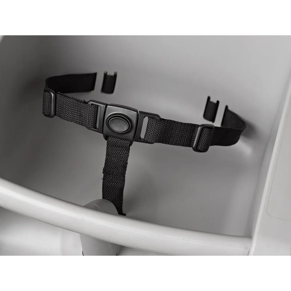 Rubbermaid Commercial Products Sturdy Chair Youth Seat, 23.5" W x 23.5" L x 29.75" H, With Casters, Platinum thumbnail 4