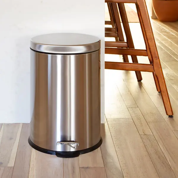 Stainless Steel Trash Can – Fingerprint Resistant, Soft Close, Step Lid – 5.3 Gallon