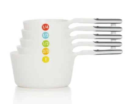6 Piece Plastic Measuring Cups Set – White
