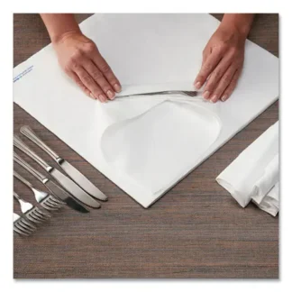 Napkins (cloth disposable)